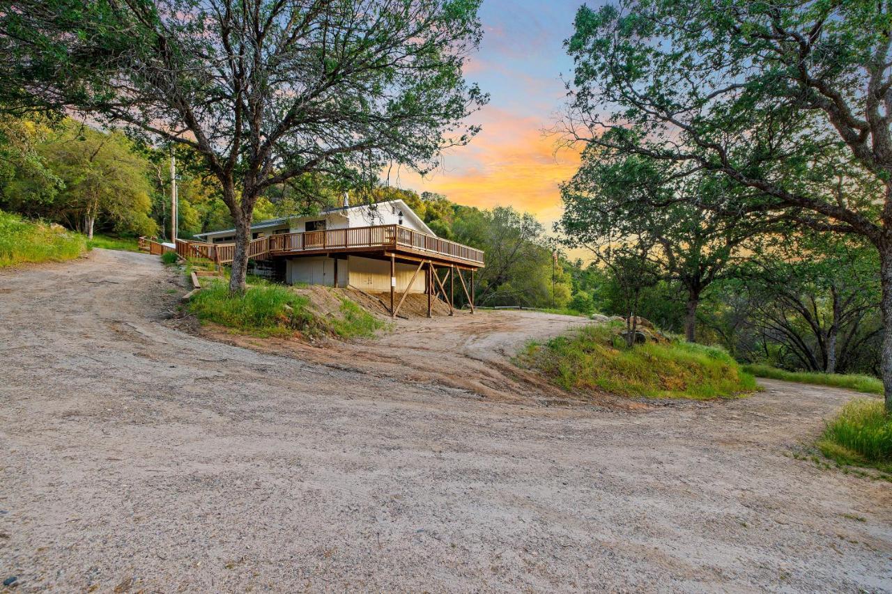 Casita 3 Rios Secluded Mountain Top Home Minutes To Sequoias & Kings Canyon スリー・リバーズ エクステリア 写真